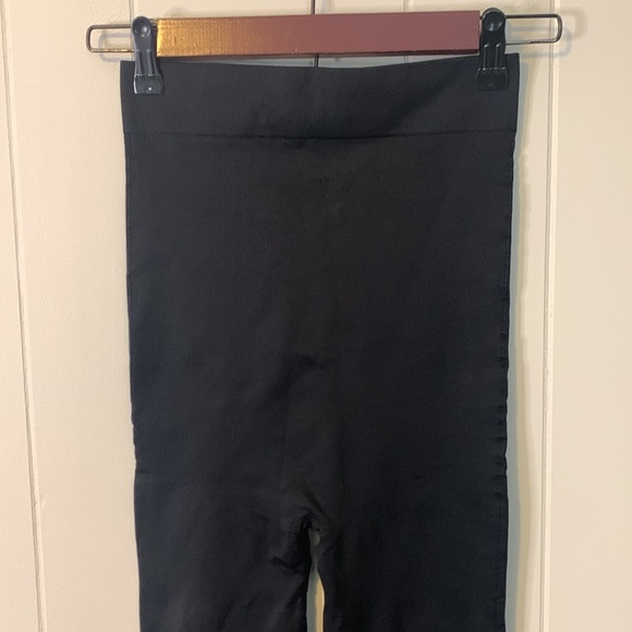 BLANQI Black Highwaist Everyday Leggings Size Small - Picture 3 of 7